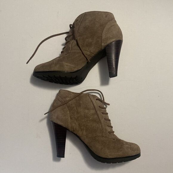 White Mountain Tan Heeled Booties - Picture 3 of 7